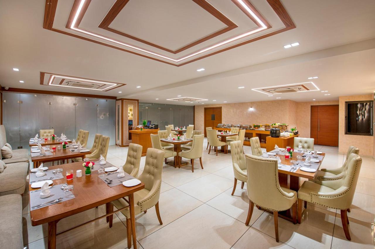 Sk Lords Inn Ahmadábád Exteriér fotografie